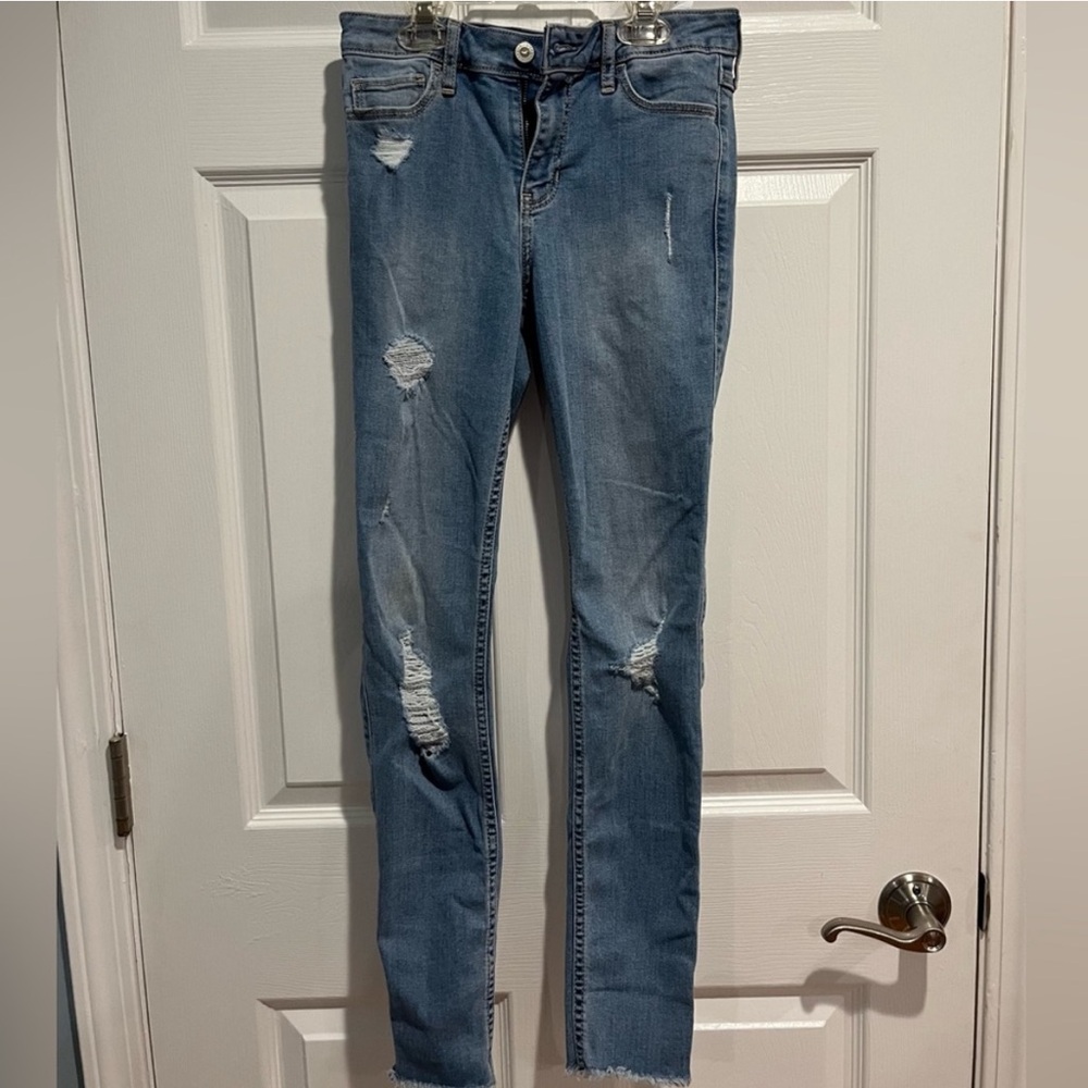 Hollister High Rise Skinny Ripped Light Wash Jeans Excellent Condition